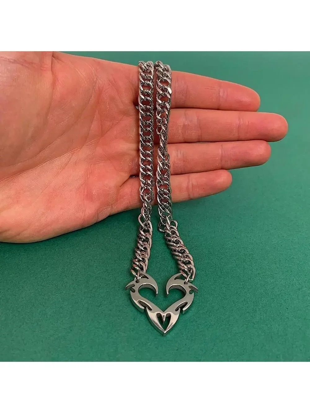 Y2k Cyber 2000s grunge style heart shaped pendant cuban link necklace